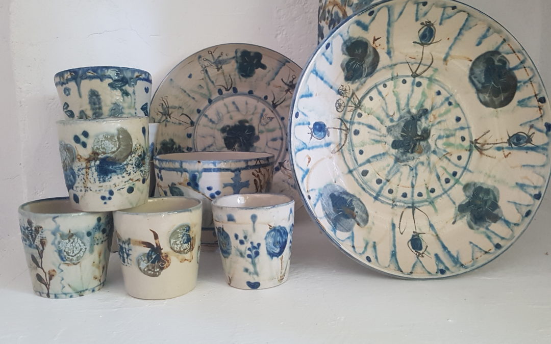 assiettes et tasses
